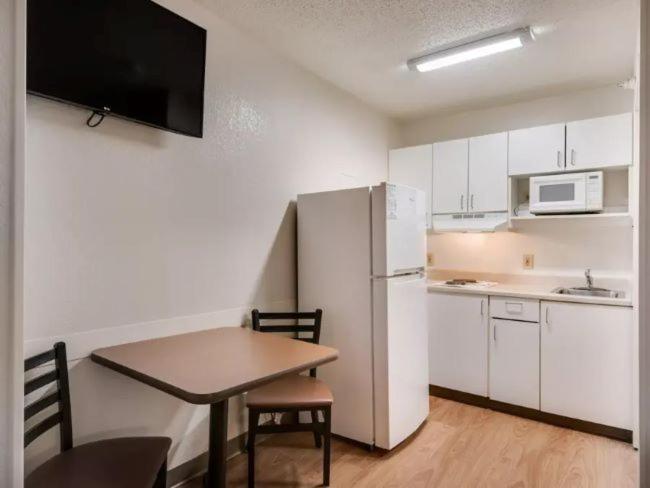 Birch Hill Suites Kansas City - Independence Dış mekan fotoğraf