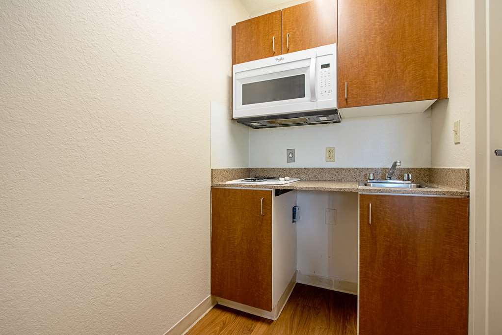 Birch Hill Suites Kansas City - Independence Oda fotoğraf